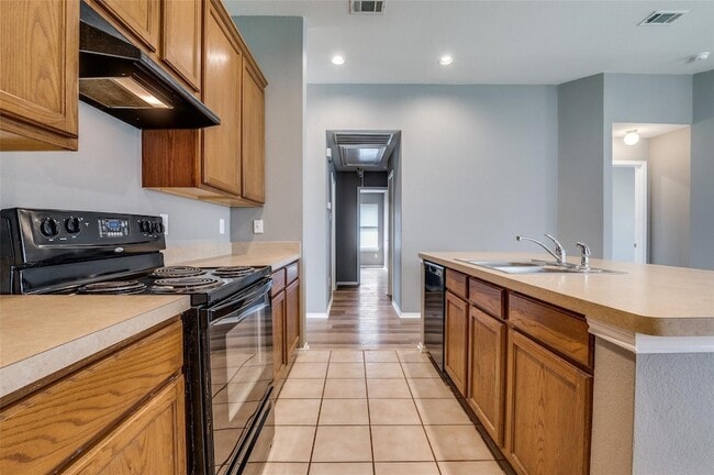 Building Photo - 7702 Decoy Dr