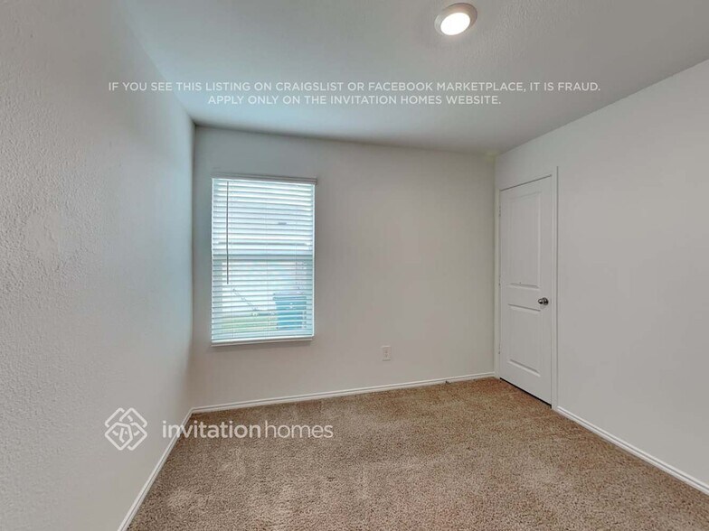 Building Photo - 2932 Greenhorn Ave