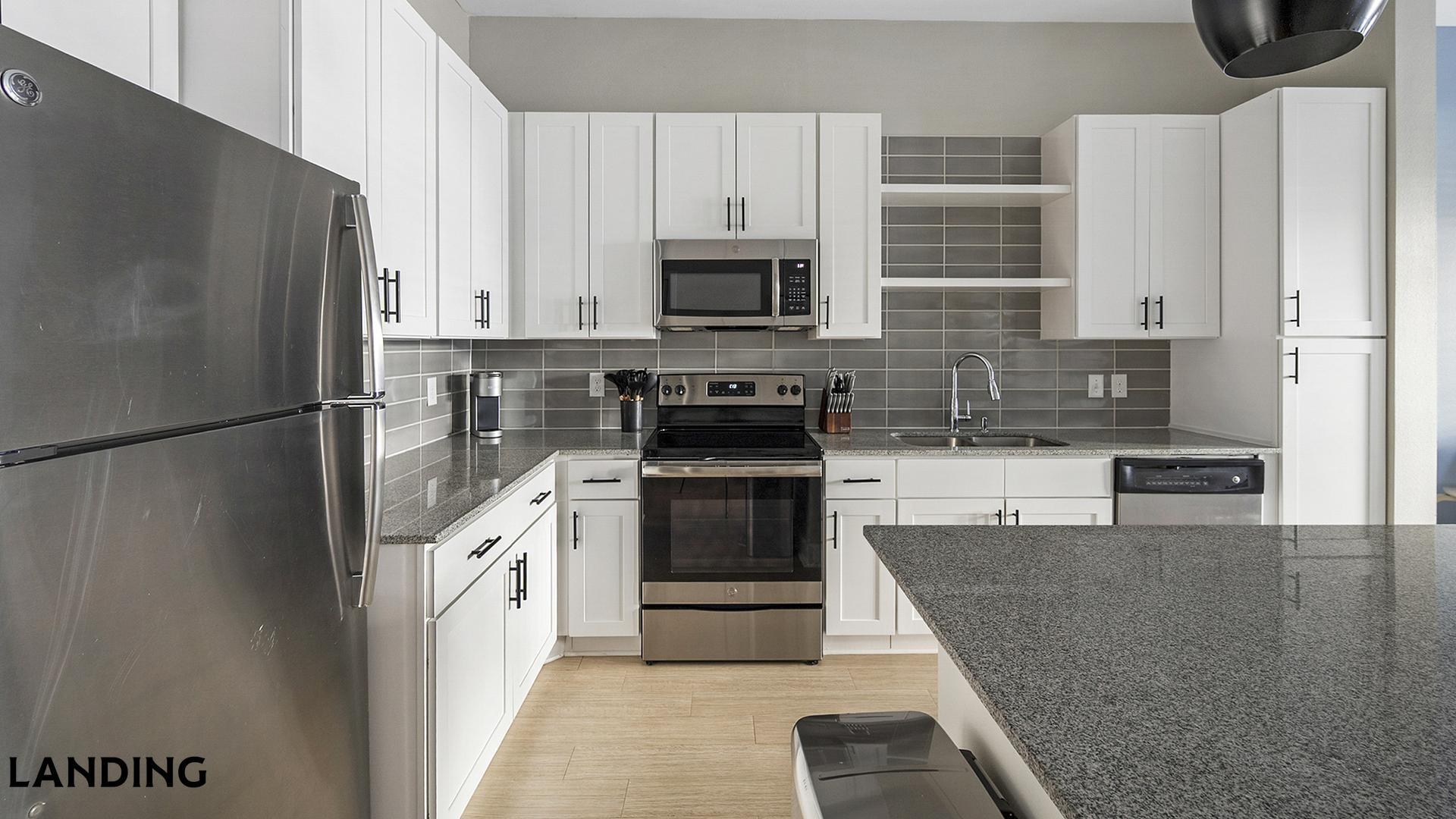 Building Photo - 15401 Chenal Pkwy