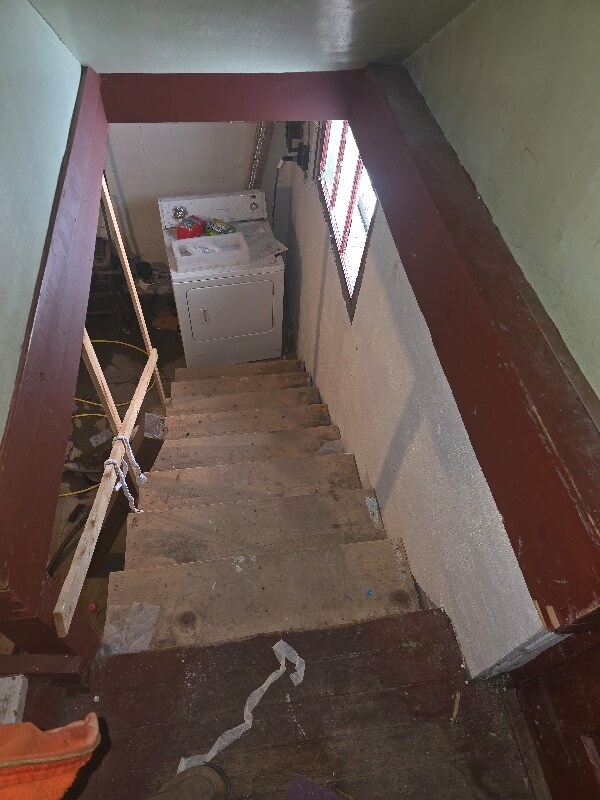 Building Photo - 625 Ruble Ave