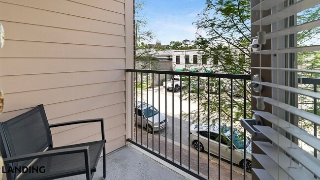 Building Photo - 155 Birdsall St