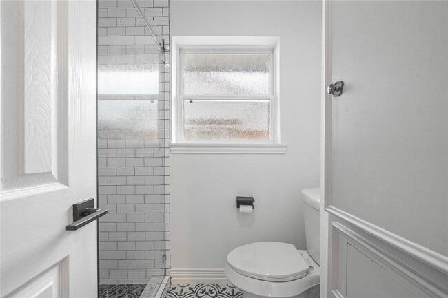 Building Photo - 9022 Quebec Dr