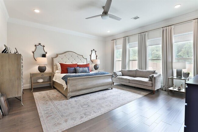 Building Photo - 13011 Mustang River Dr