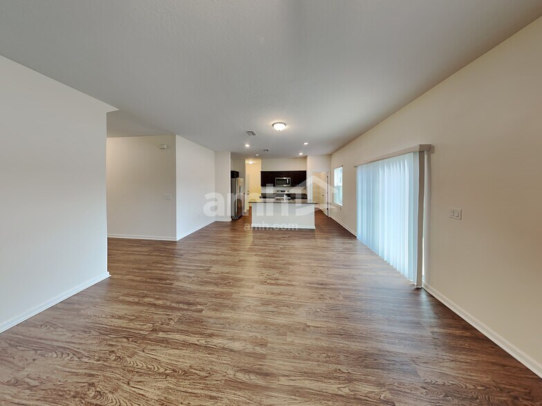 Building Photo - 8716 Layalie Way