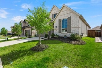 Building Photo - 2020 Rhea Ct