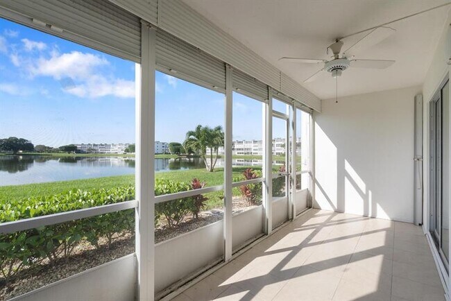 Building Photo - 1056 Exeter