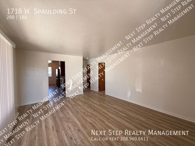 Building Photo - 1718 W Spaulding St