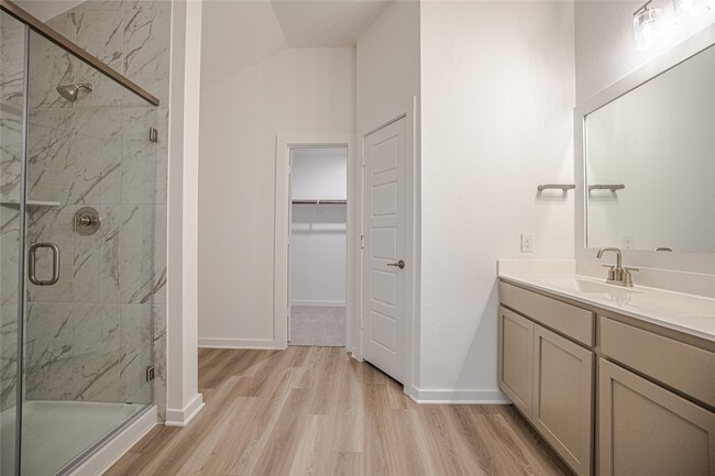 Building Photo - 5810 Sunkissed Dr