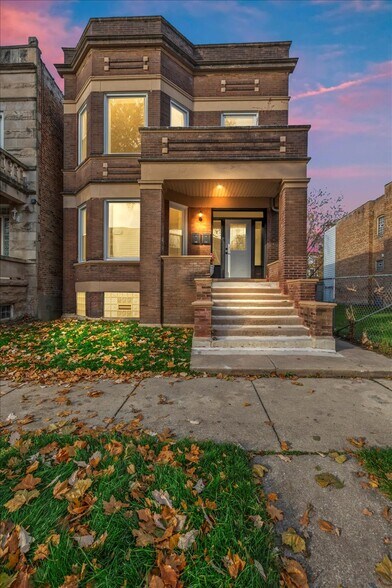 Building Front - 6128 S Rhodes Ave