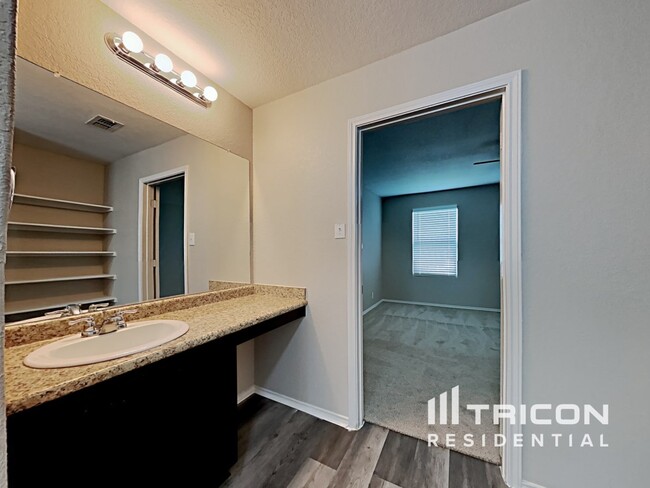 Building Photo - 6831 Freedom Ridge