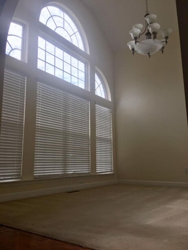 Building Photo - CANE RIDGE MOVE IN SPECIAL - FIRST MONTH F...
