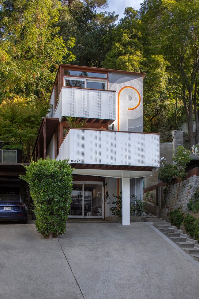 Building Photo - 10424 Hebron Ln