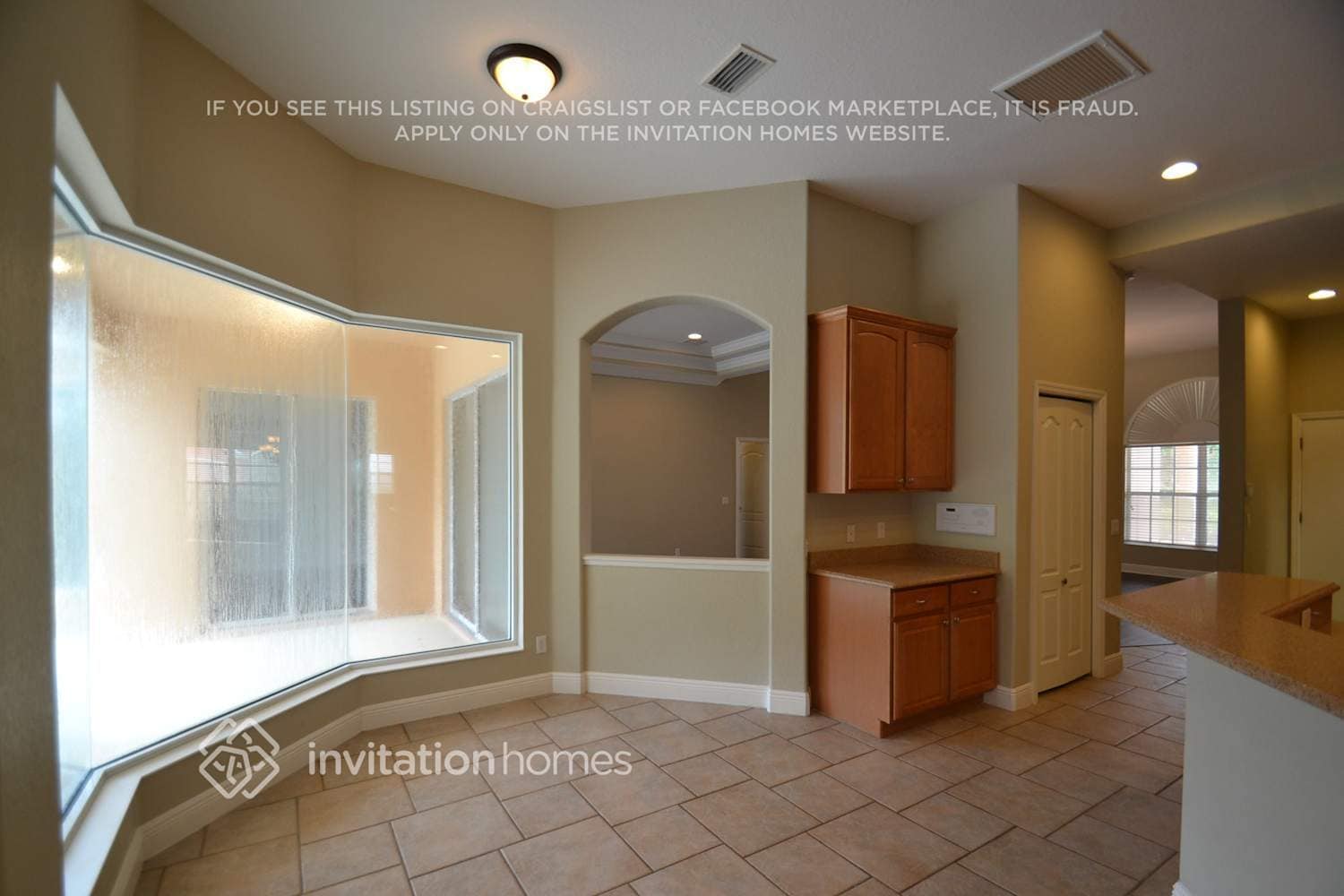 Building Photo - 13075 Peregrin Cir