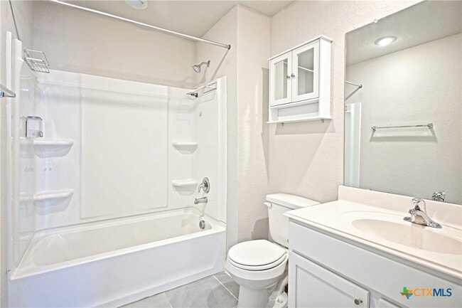 Building Photo - 2973 Greenbriar Rd