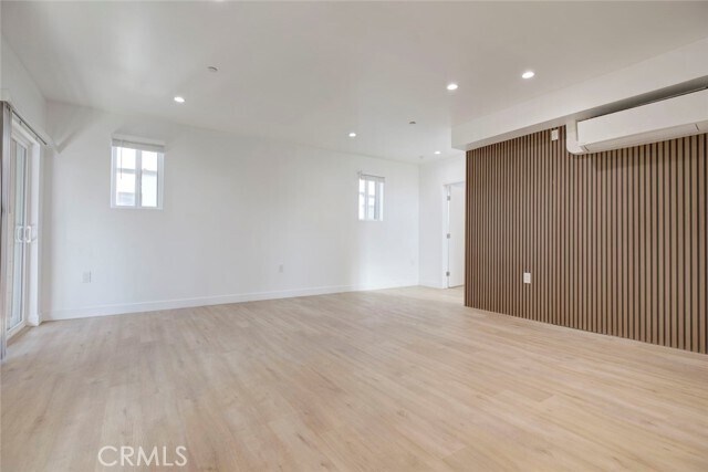 Building Photo - 5648 Cartwright Ave