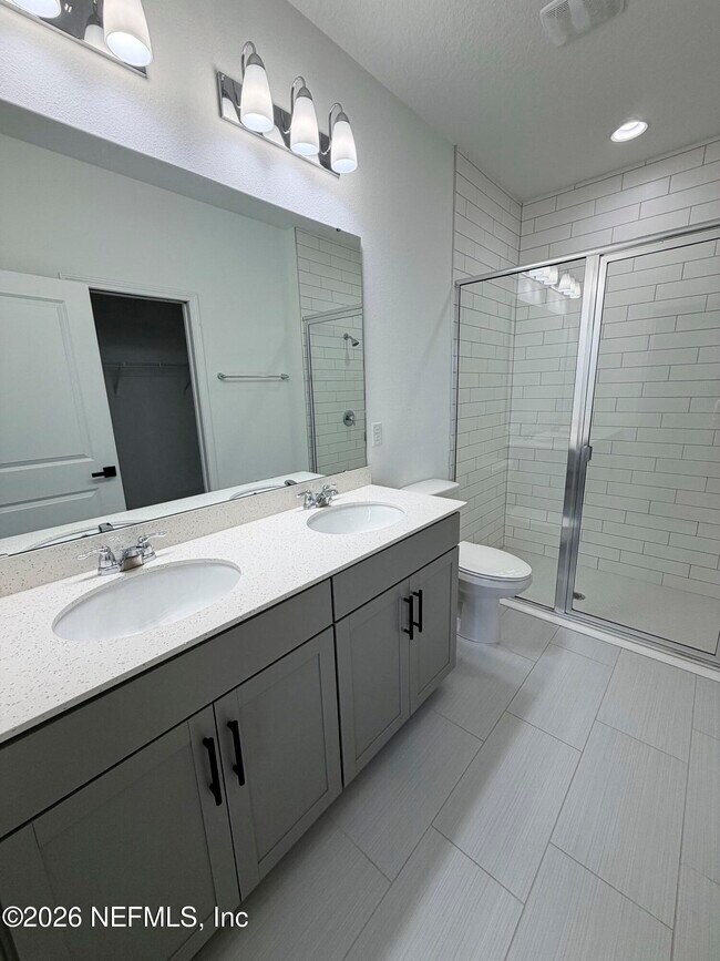 Building Photo - 716 Cherry Elm Dr