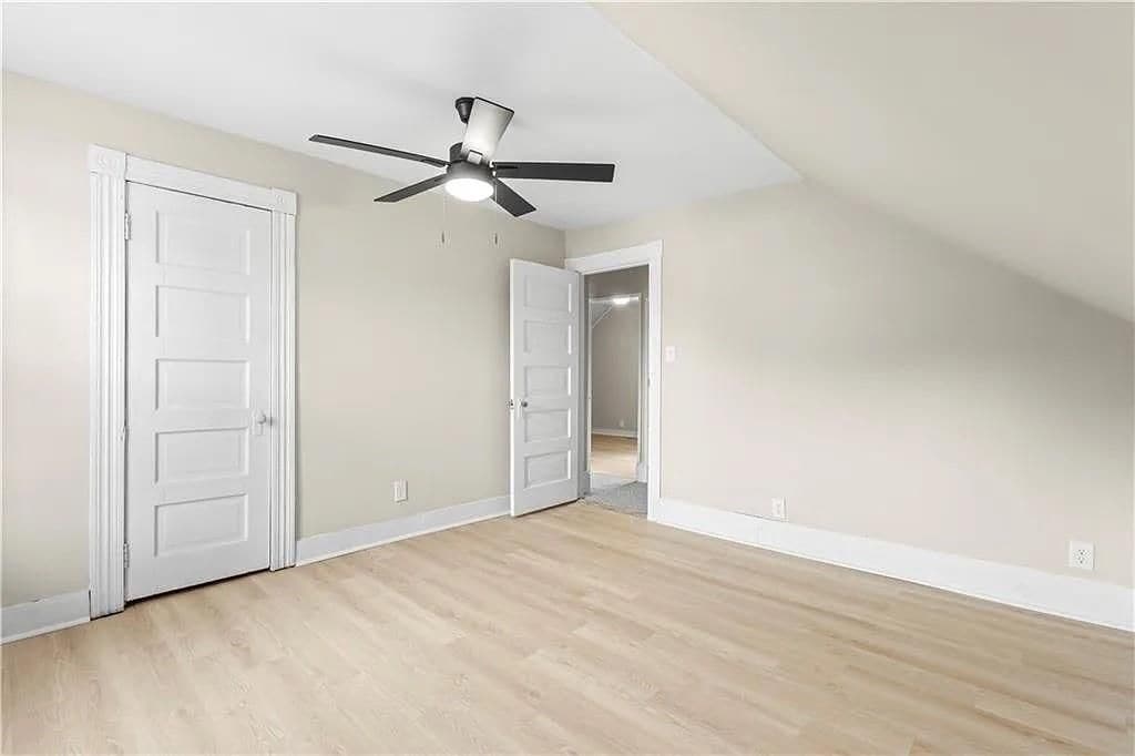 Building Photo - 715 Elm St