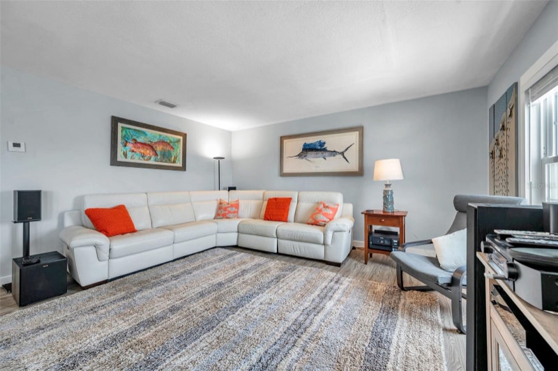 Building Photo - 5260 Coquina Key Dr SE