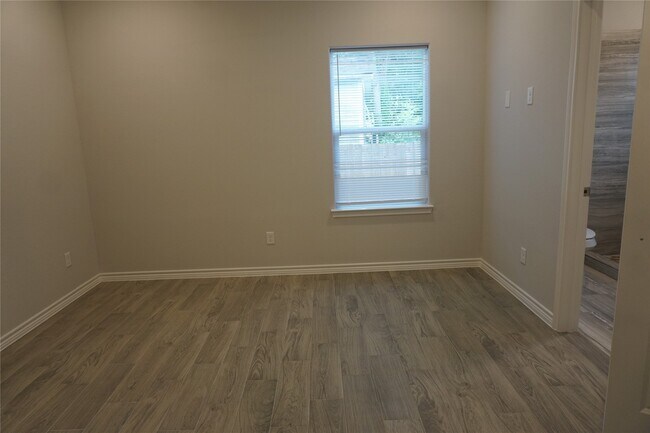 Building Photo - 9771 Black Gum