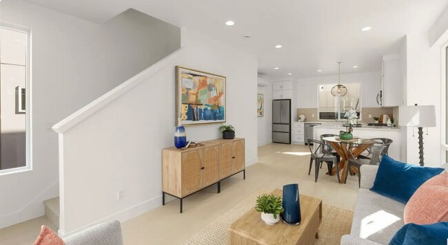 Building Photo - 911-B N 98th St