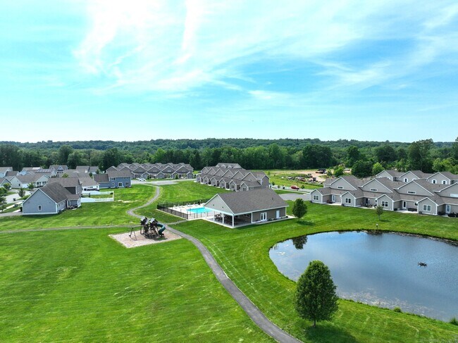 Building Photo - 309 Old Village Cir