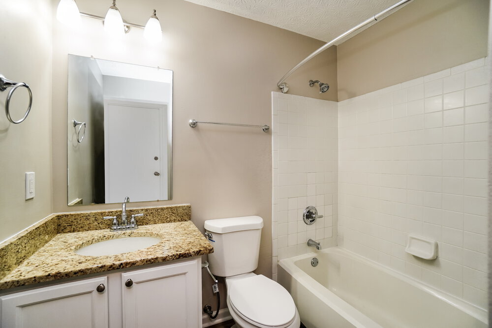 Building Photo - 1324 Winesap Dr