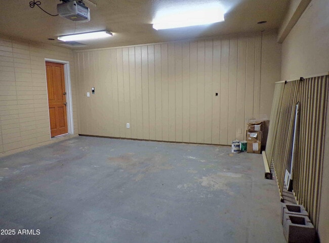 Building Photo - 3333 E Medlock Dr