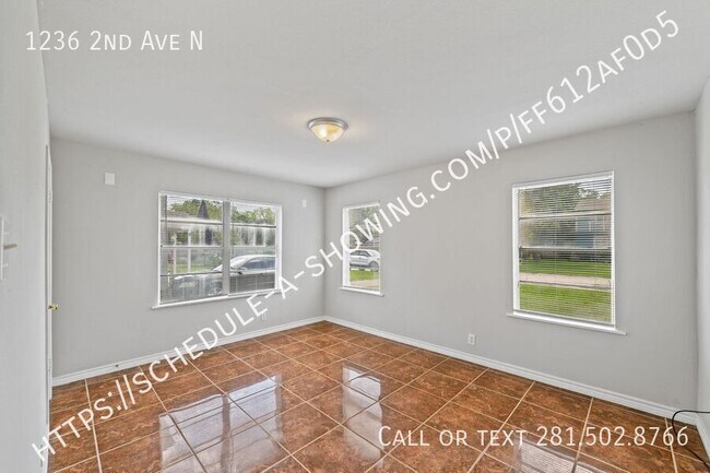 Building Photo - 1236 2nd Ave N