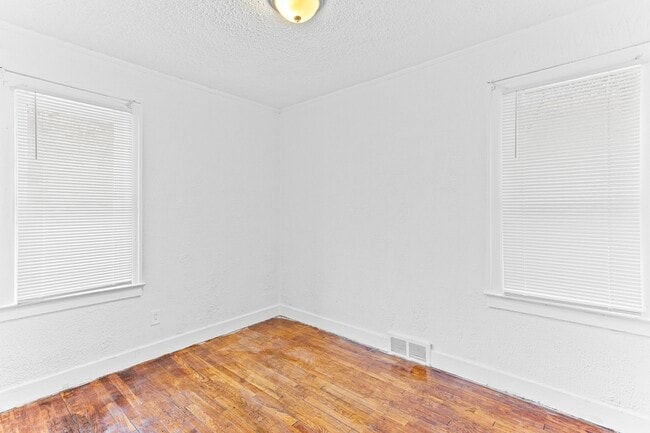 Building Photo - 15379 Monte Vista St