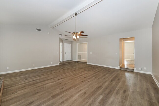 Building Photo - 5551 Edenfield Rd