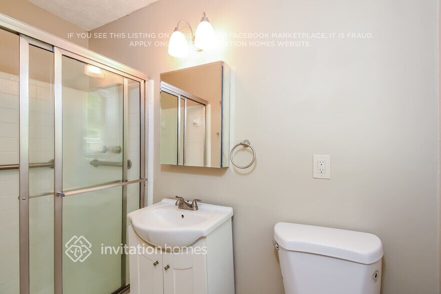 Building Photo - 404 Seneca Ct