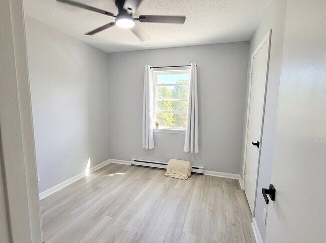 Building Photo - 512 Boundary Ln