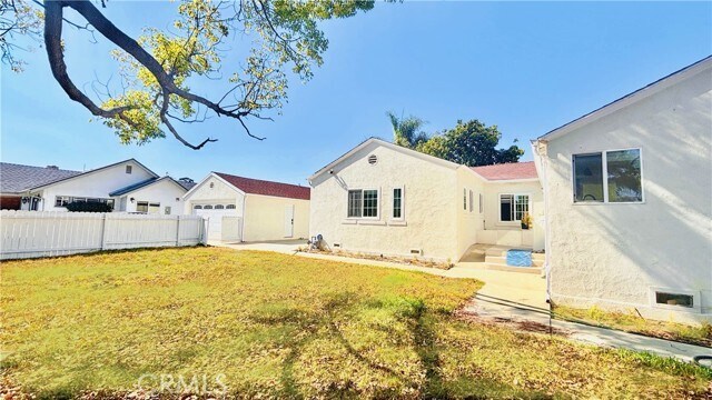 Building Photo - 207 S El Molino St