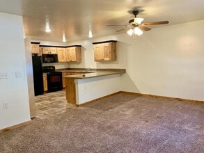 Building Photo - 2565 Westwood Lp