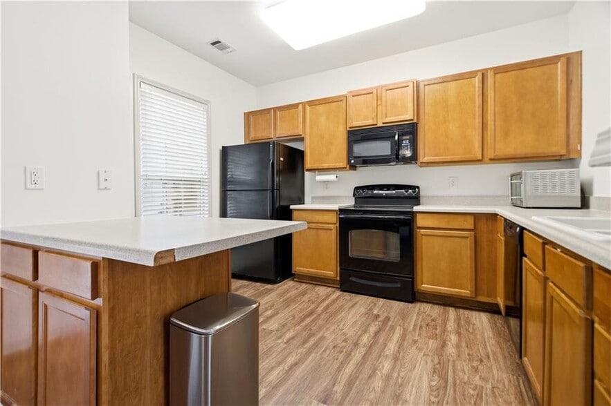 Building Photo - 2992 Deerborne Ct