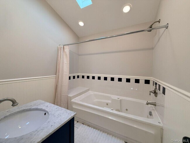 Building Photo - 58 Ocean Ave