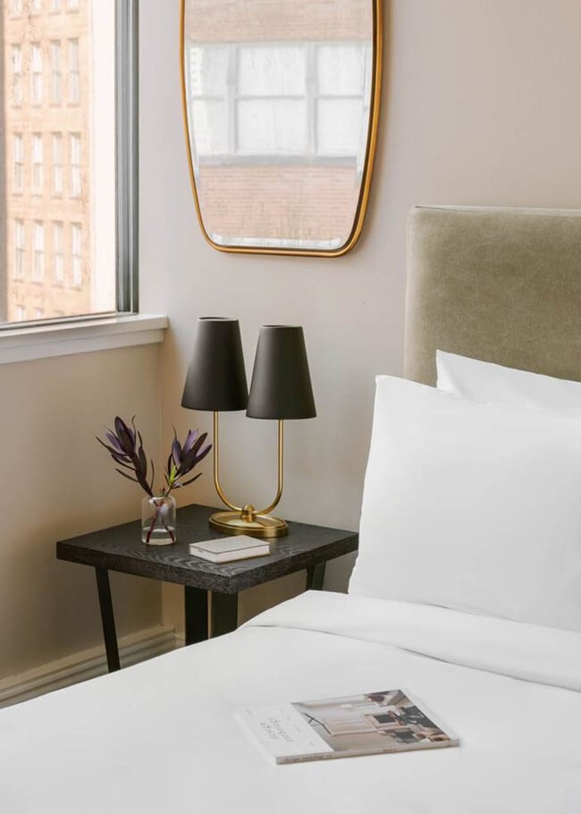 Building Photo - 925 Common St