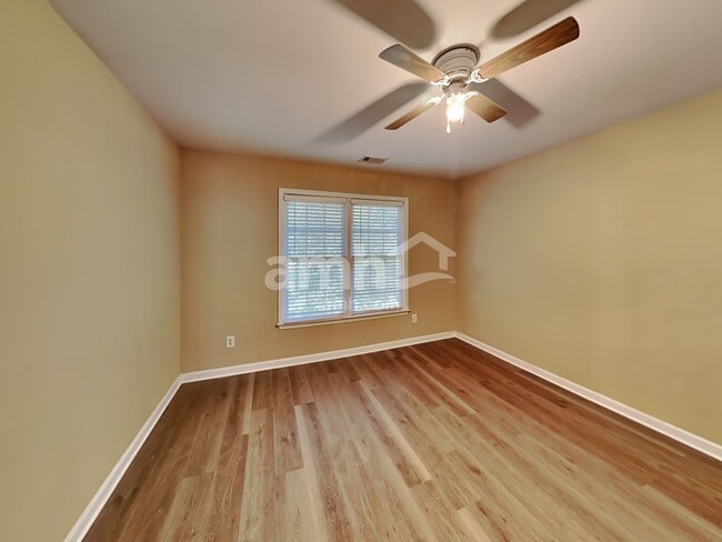 Building Photo - 4727 Cedar Wood Dr SW