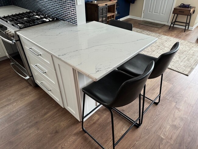 Building Photo - 2524 W 109th Pl