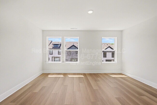 Building Photo - 7920 Sansom Cir