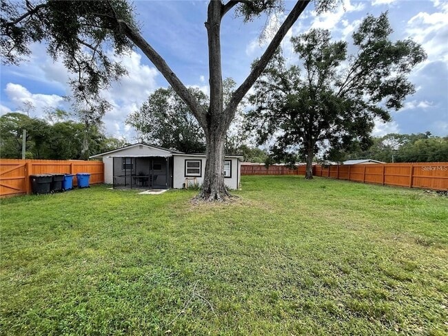 Building Photo - 7614 Alvina St