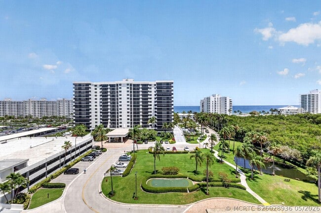 Building Photo - 3420 S Ocean Blvd