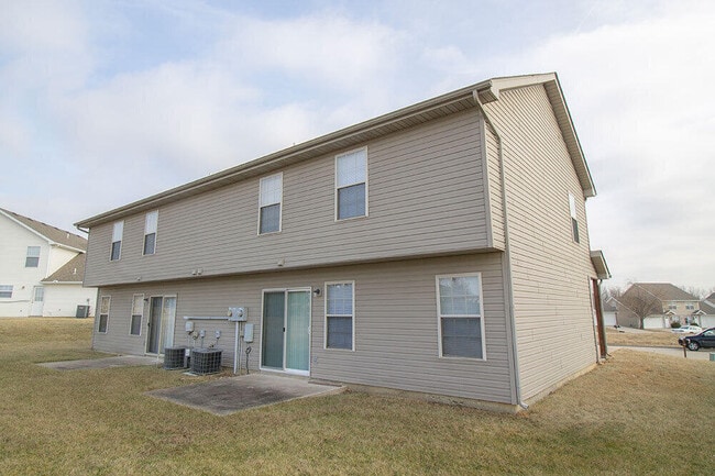 Building Photo - 5303 Silver Mill Dr