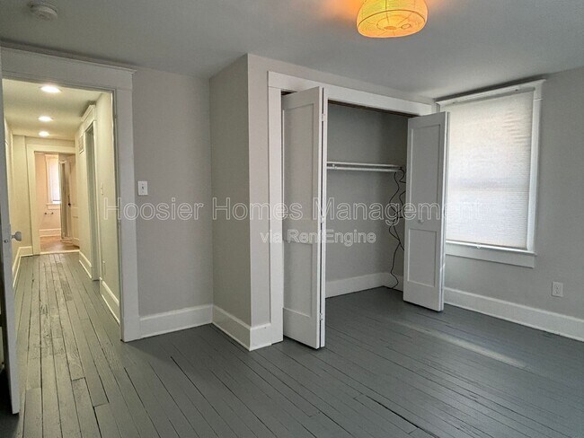 Building Photo - 1526 Bellefontaine St