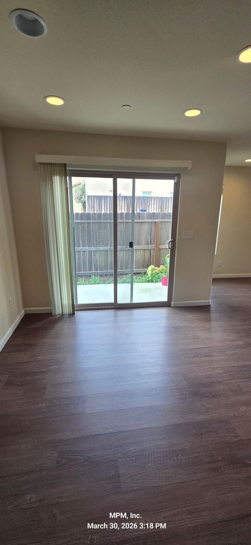 Building Photo - 3 bed 2 bath north end of town