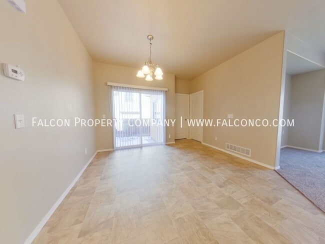 Building Photo - 6603 Thistlewood St