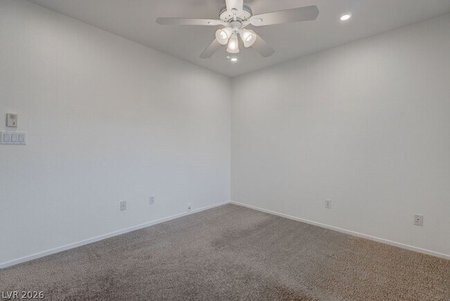 Building Photo - 5938 Gentleslope St