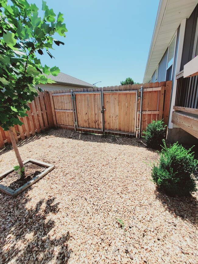 Building Photo - Pre-Leasing: Liberty Place Subdivision - R...