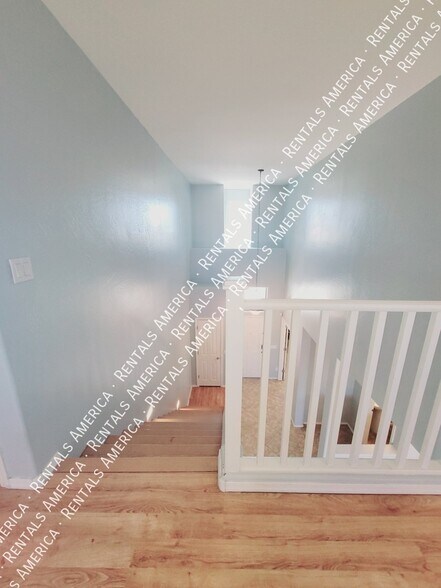 Building Photo - 6756 S Seton Ave
