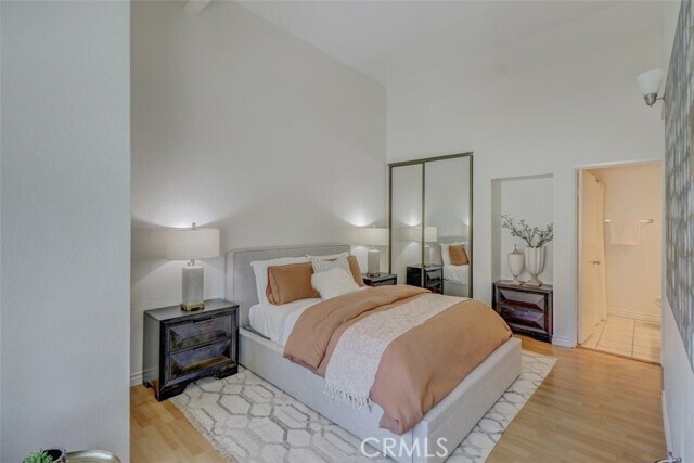 Building Photo - 2 Aruba St